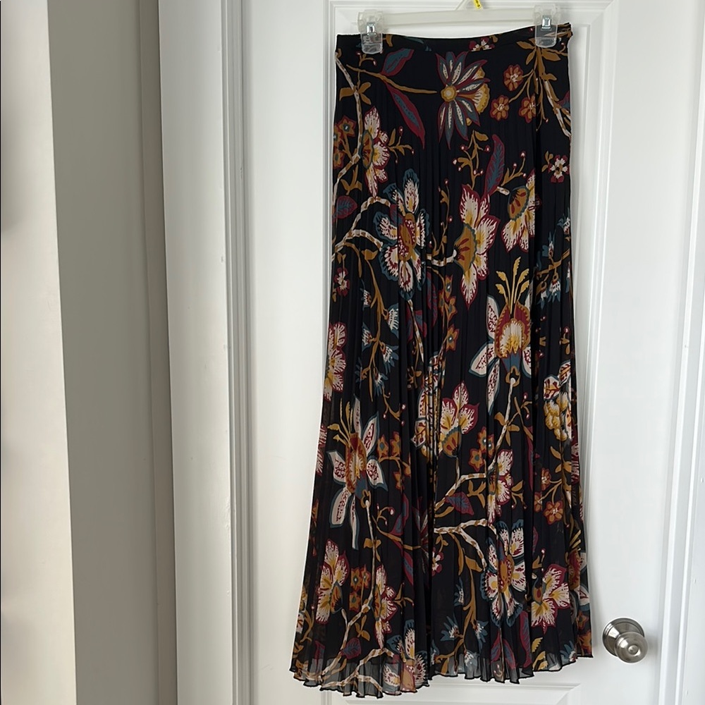 Floral Pleated maxi Skirt - navy and Multicolor